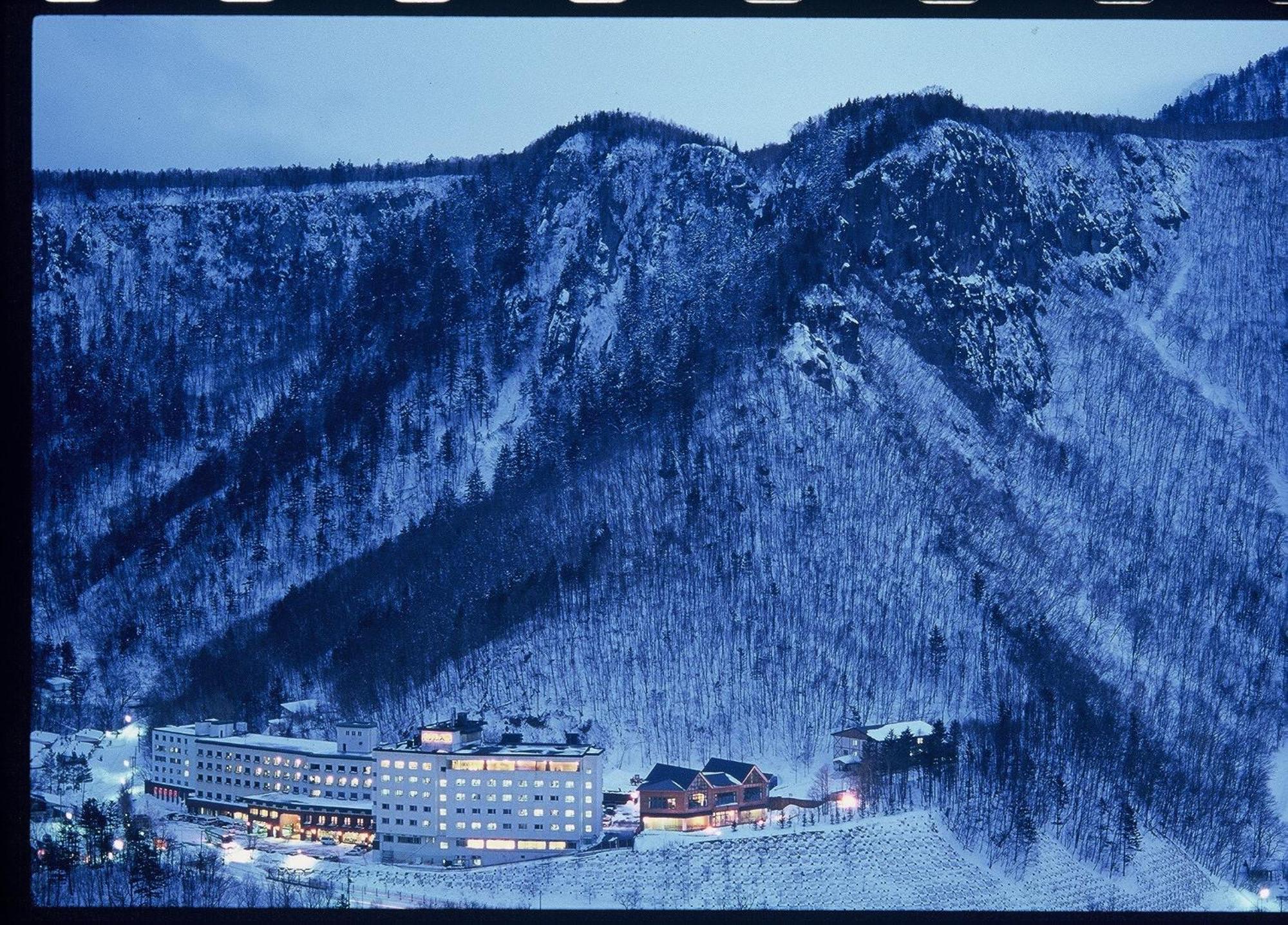 Hotel Taisetsu Onsen&Canyon Resort Kamikawa  Exterior foto